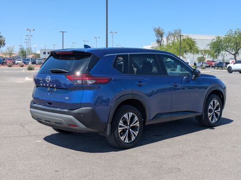 Used 2021 Nissan Rogue SV FWD image 5
