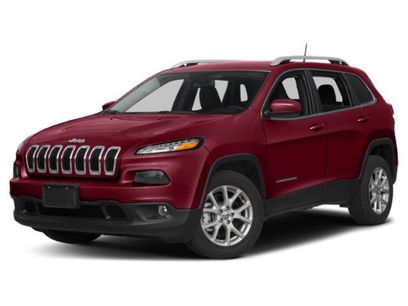 Used 2015 Jeep Cherokee Latitude w/ Comfort/Convenience Group