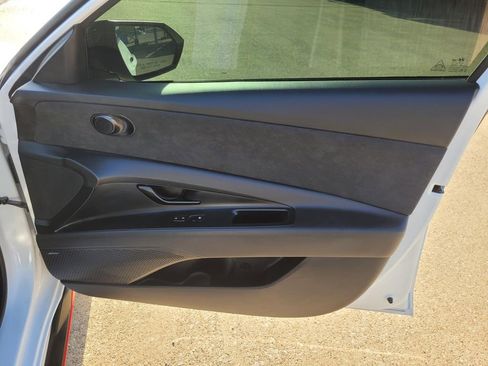 Used 2025 Hyundai Elantra N FWD image 9