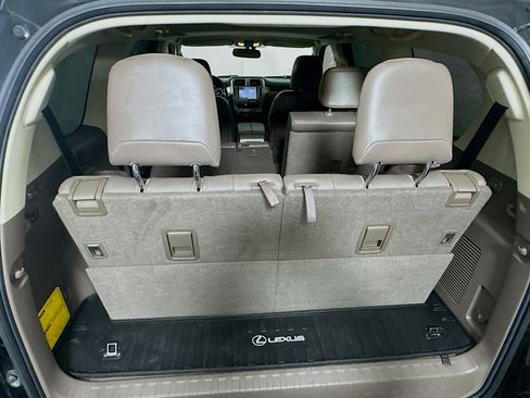Used 2018 Lexus GX 460 image 31