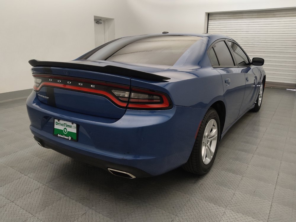 Used 2022 Dodge Charger SXT RWD image 9