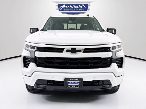 Used 2024 Chevrolet Silverado 1500 RST w/ Convenience Package II AWD/4WD image 2