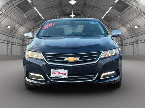 Used 2019 Chevrolet Impala Premier FWD image 2