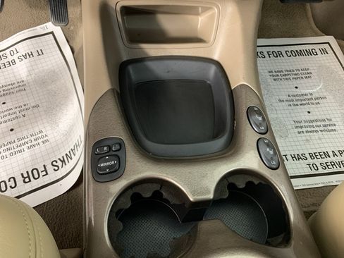 Used 2003 Toyota Sequoia Limited RWD image 23
