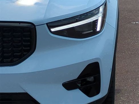 Used 2026 Volvo XC40 B5 Plus w/ Protection Package Premier image 10