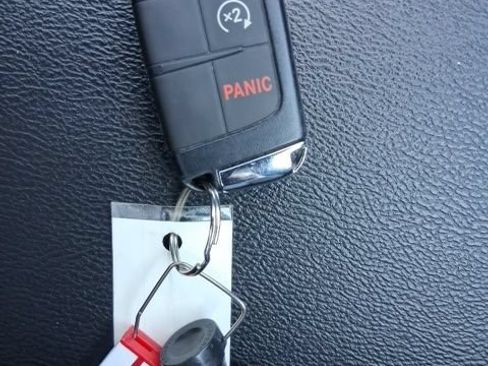 Used 2025 Jeep Compass Limited AWD/4WD image 30