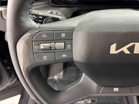 New 2026 Kia EV9 Light RWD image 32
