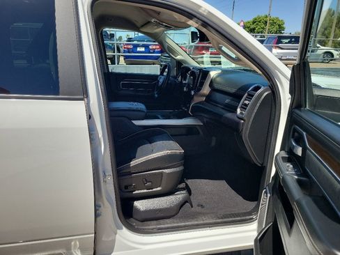Used 2024 RAM 2500 Laramie AWD/4WD image 15