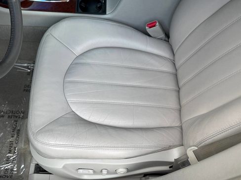 Used 2007 Buick Lucerne CXL w/ Luxury Package image 20