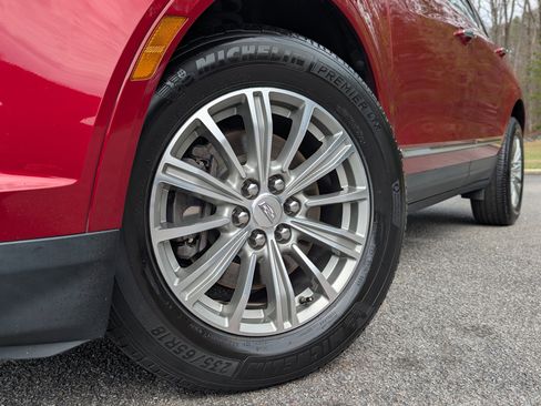 Used 2019 Cadillac XT5 Luxury image 37