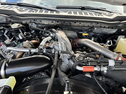 Used 2024 Ford F250 Limited w/ FX4 Off-Road Package image 59