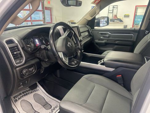 Used 2019 RAM 1500 Big Horn image 5