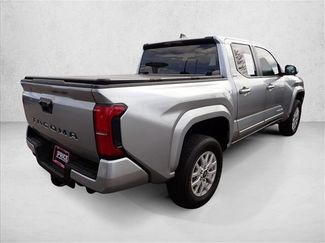 Used 2024 Toyota Tacoma SR5 AWD/4WD video 4