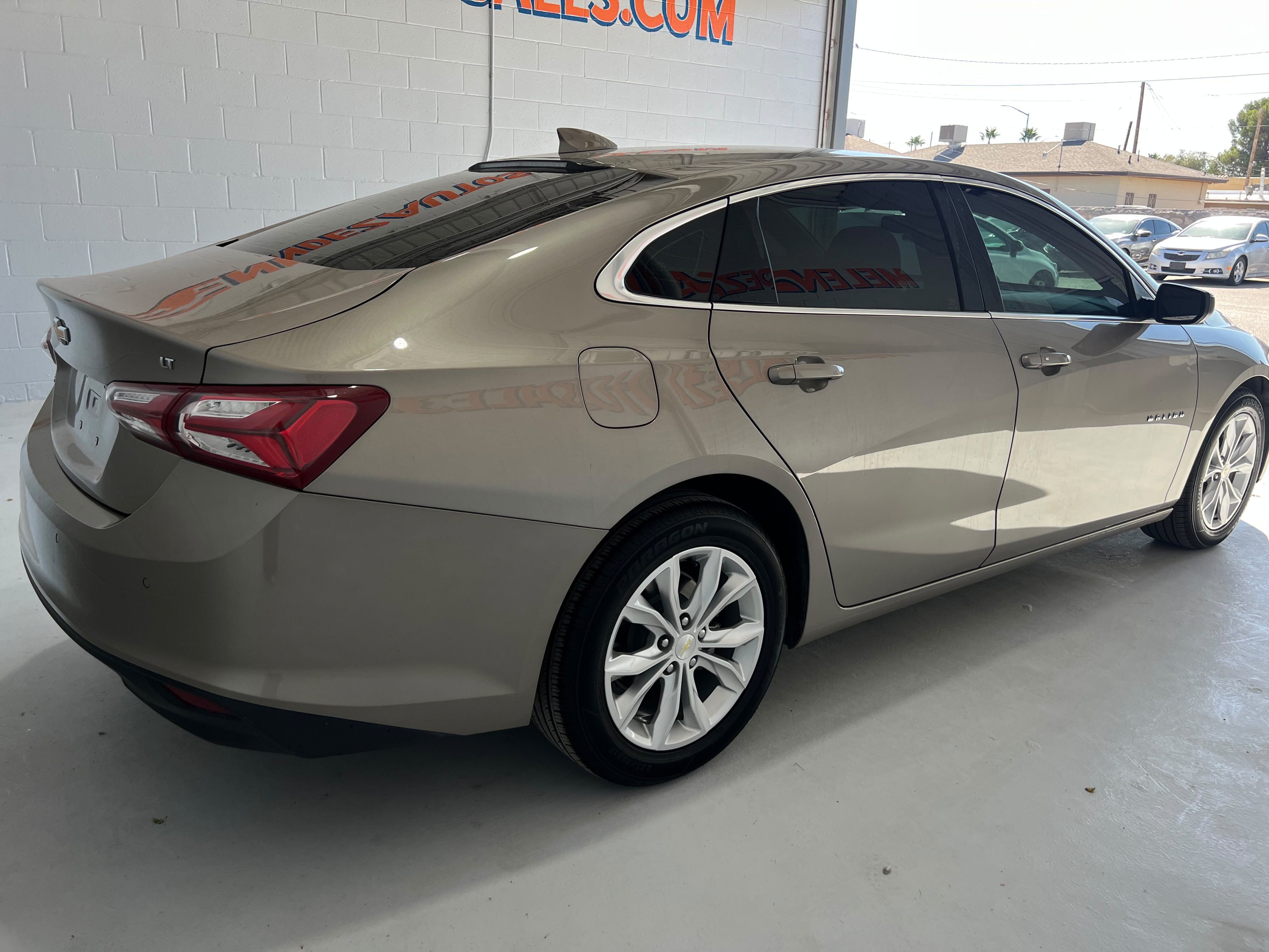 Used 2022 Chevrolet Malibu LT FWD image 5