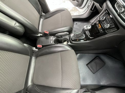 Used 2019 Buick Encore Preferred image 33
