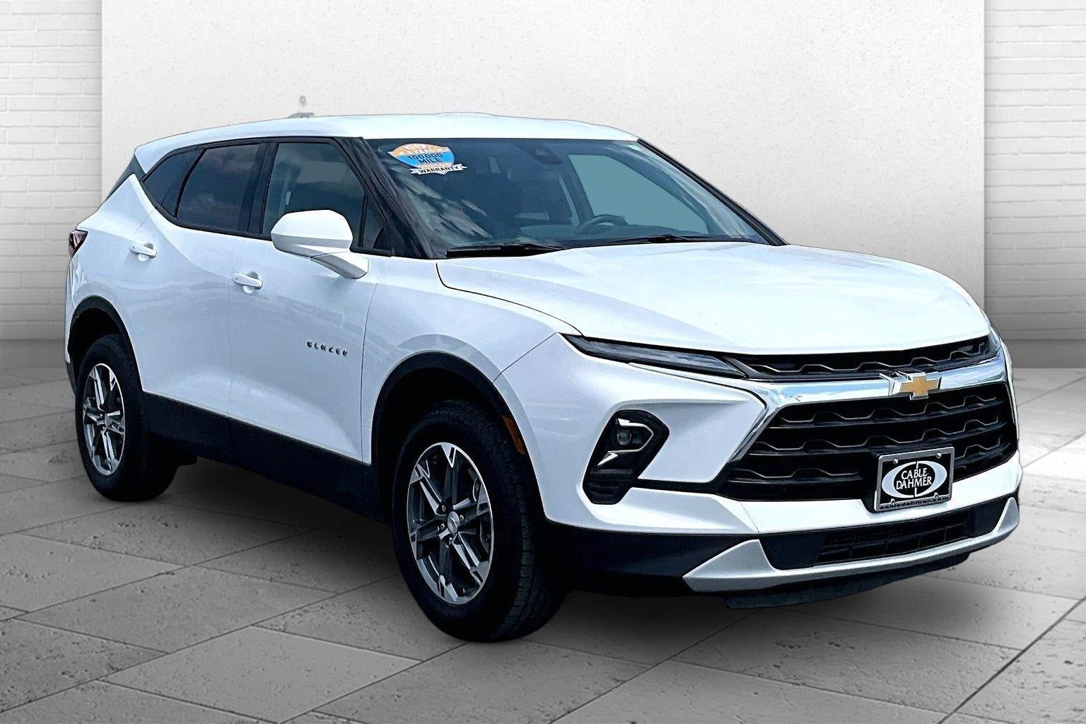 Used 2025 Chevrolet Blazer LT AWD/4WD image 1