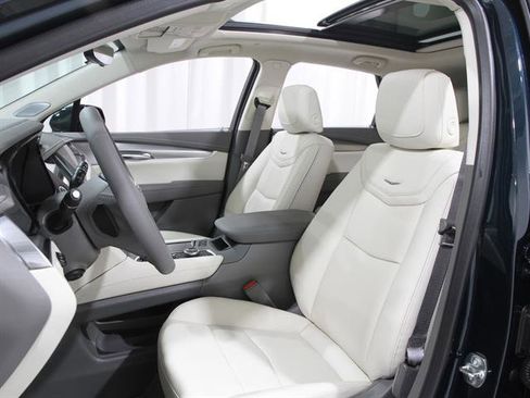 New 2026 Cadillac XT5 Premium Luxury w/ Driver Assist Package image 5