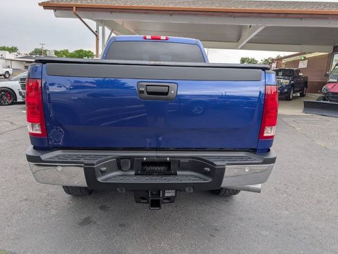 Used 2014 GMC Sierra 2500 SLE w/ SLE Preferred Package AWD/4WD image 6