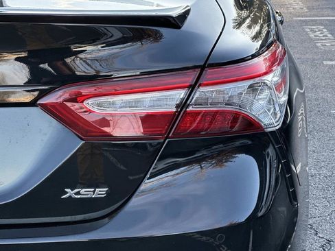 Used 2020 Toyota Camry XSE image 9