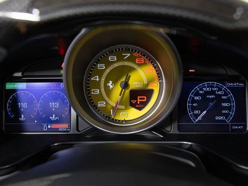 Used 2020 Ferrari Portofino image 36