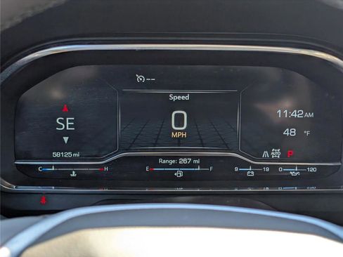 Used 2024 GMC Yukon SLT image 32