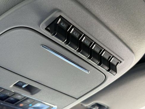 New 2026 Ford F250 Lariat w/ Black Appearance Package image 27