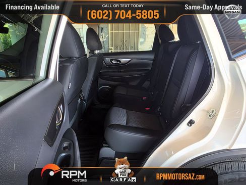 Used 2019 Nissan Rogue SV FWD image 10