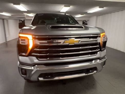 Certified 2026 Chevrolet Silverado 2500 LTZ AWD/4WD image 3