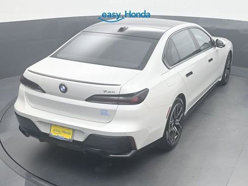 Used 2023 BMW 740i w/ Executive Package RWD image 25