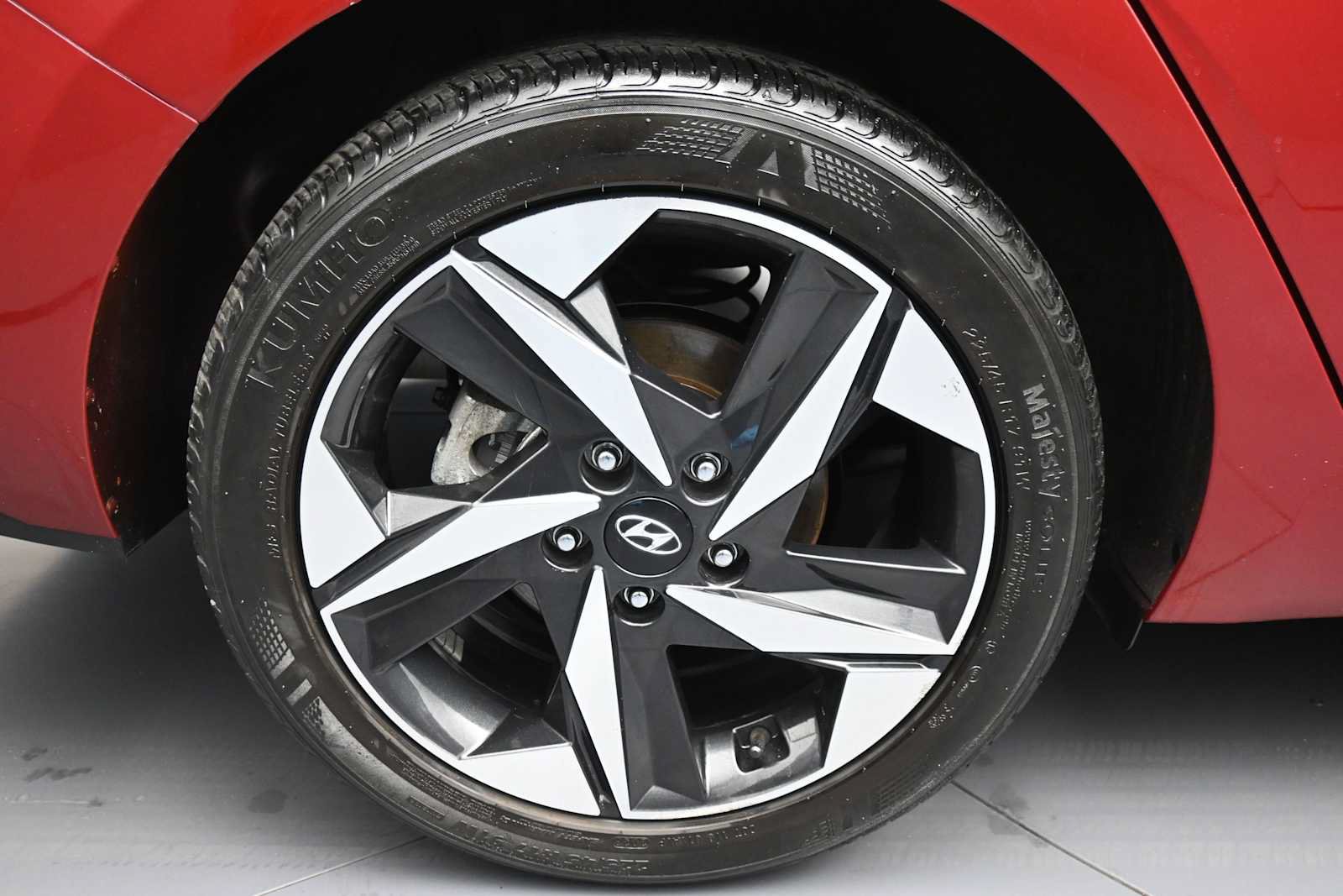 Certified 2023 Hyundai Elantra SEL w/ Convenience Package FWD image 12