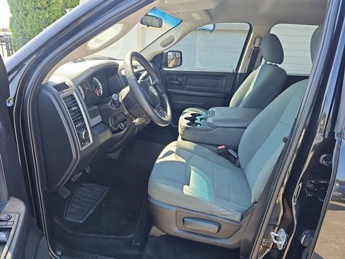 Used 2015 RAM 1500 ST w/ SXT Appearance Group AWD/4WD image 8