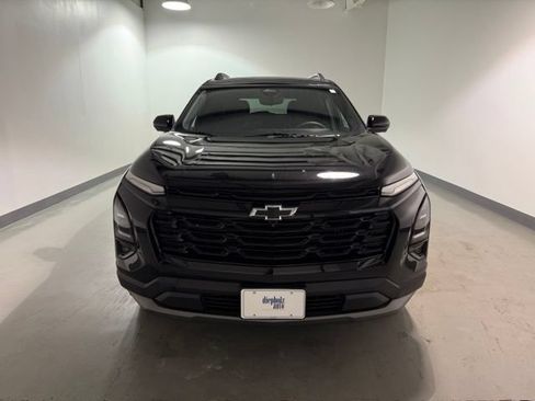 Used 2025 Chevrolet Equinox LT w/ Convenience Package II FWD image 2
