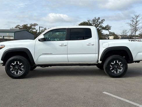 Certified 2023 Toyota Tacoma TRD Off-Road image 12