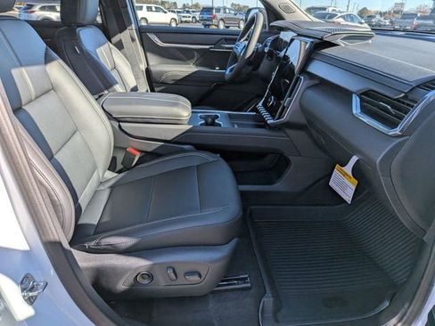 New 2026 GMC Acadia Elevation w/ Elevation Premium Package image 39