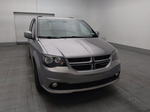 Used 2019 Dodge Grand Caravan GT FWD image 14
