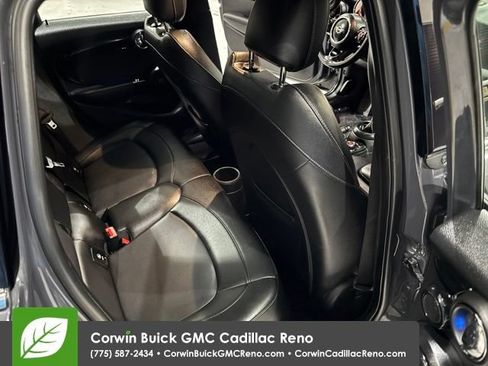 Used 2019 MINI Cooper S w/ Signature Upholstery Package FWD image 31