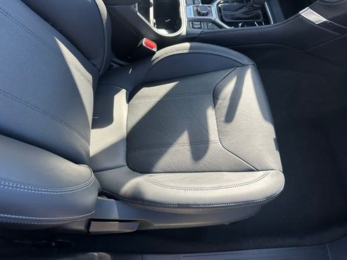 Used 2024 Subaru Forester Limited image 18