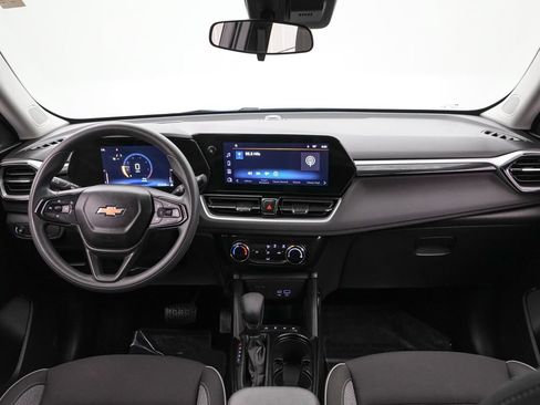 Used 2024 Chevrolet TrailBlazer LT w/ Driver Confidence Package FWD image 14