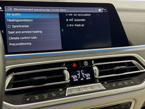 Used 2022 BMW X5 xDrive45e w/ Executive Package image 16