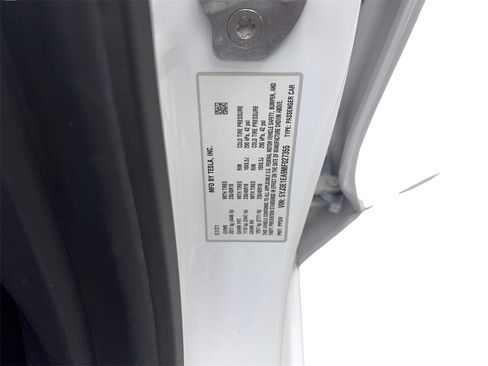 Used 2021 Tesla Model 3 Standard Range Plus image 81