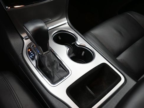 Used 2020 Jeep Grand Cherokee Limited image 30