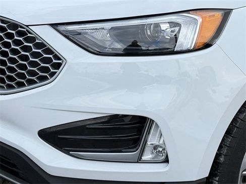 Certified 2024 Ford Edge SEL w/ Convenience Package image 26