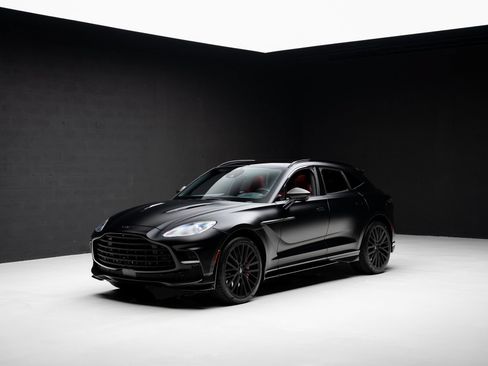 Used 2023 Aston Martin DBX 707 AWD/4WD image 4