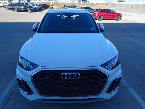 Used 2022 Audi Q5 2.0T Premium w/ Convenience Package image 5