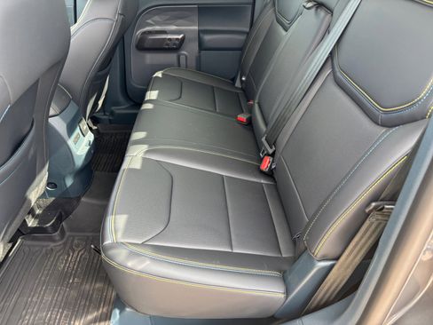 New 2025 Ford Maverick Lobo image 17