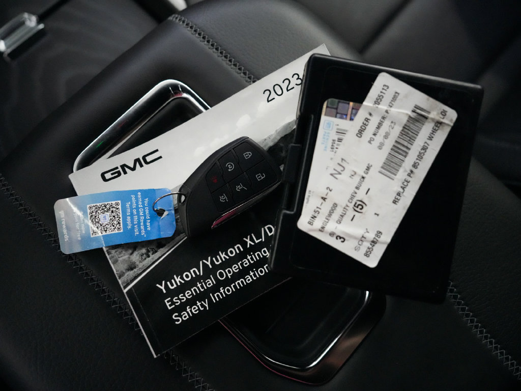 Used 2023 GMC Yukon Denali AWD/4WD image 22