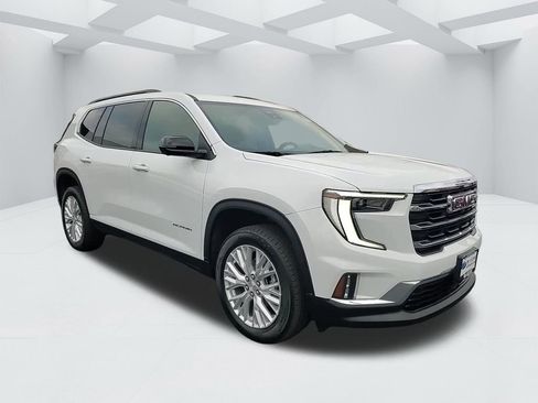 Used 2024 GMC Acadia Elevation image 3