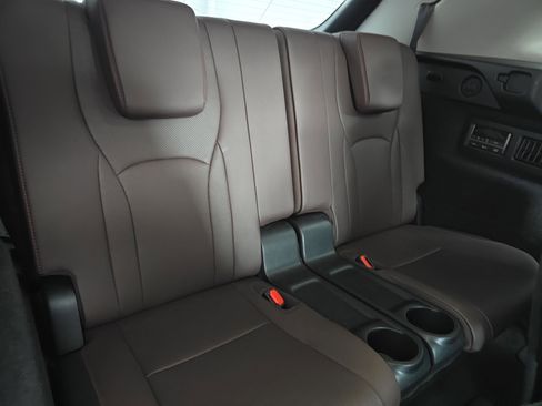 Used 2019 Lexus RX 350L FWD image 12