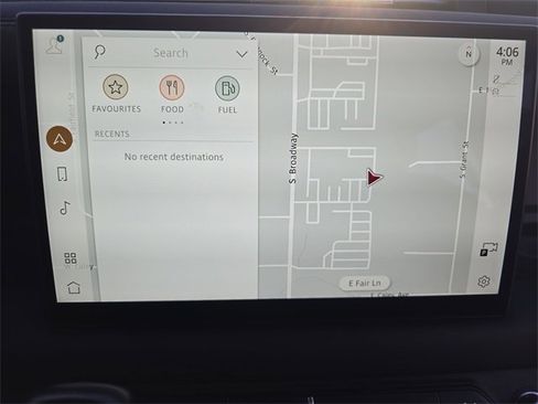 Used 2024 Land Rover Defender 130 X-Dynamic SE image 22