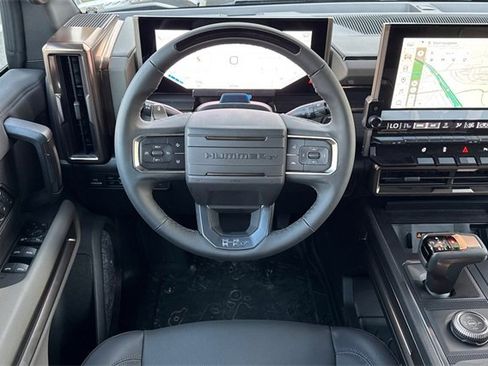 New 2025 GMC Hummer EV 2X image 11